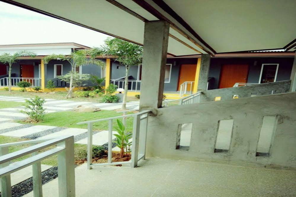 Popular Lanta Resort Koh Lanta Exterior photo