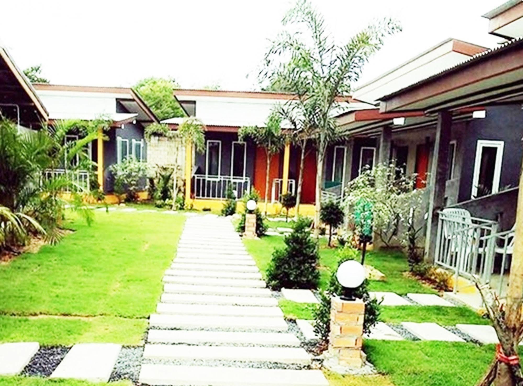 Popular Lanta Resort Koh Lanta Exterior photo