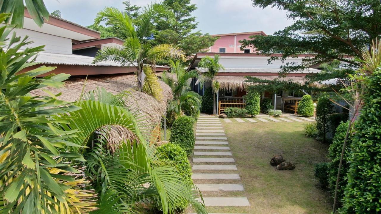 Popular Lanta Resort Koh Lanta Exterior photo