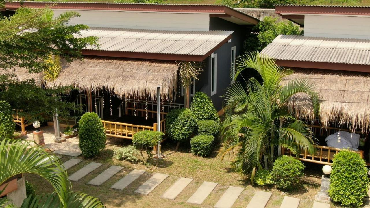 Popular Lanta Resort Koh Lanta Exterior photo
